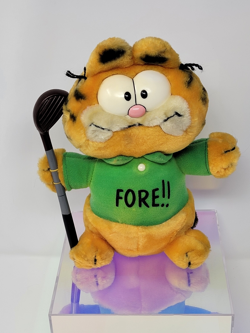 VINTAGE 1978/1981 Dakin & Co. GARFIELD 10" Golfer Plush – "FORE!!"